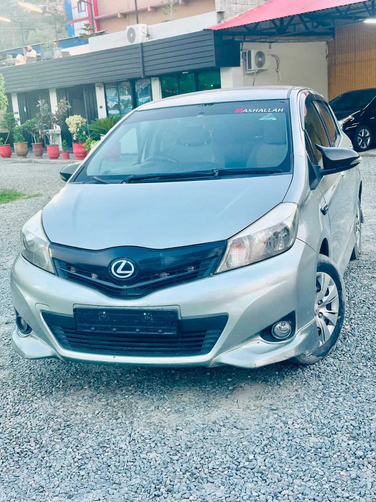 Toyota Vitz Eco 2012 — photo 1