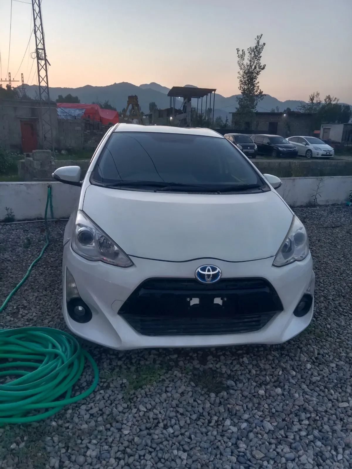 Toyota Aqua 2016 — photo 1