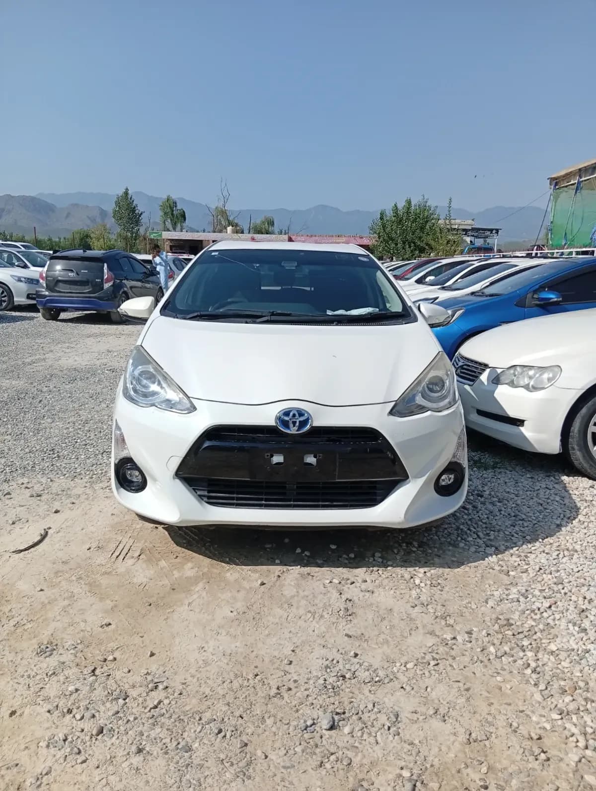 Toyota Aqua 2015 — photo 1
