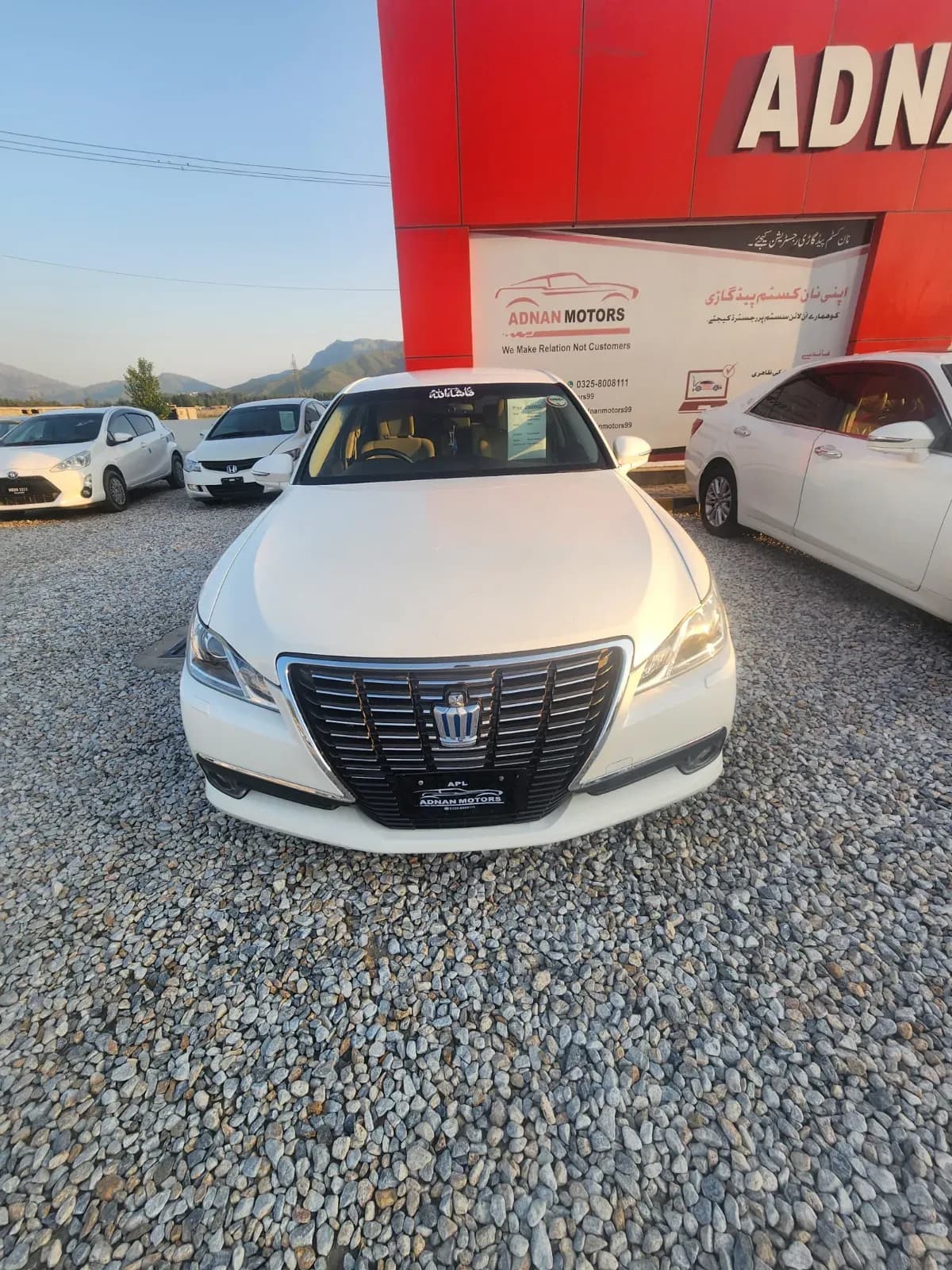 Toyota crown royal saloon (hybrid) 2013 – NCP car for sale in Malakand, chakdara pul chowky