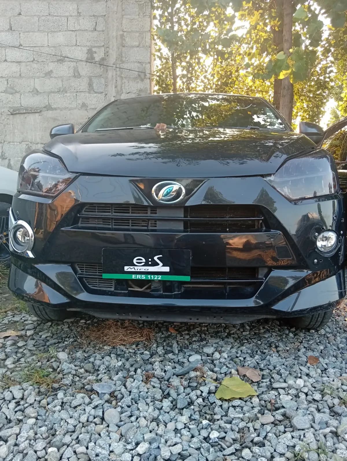Daihatsu mira 2019 — photo 1