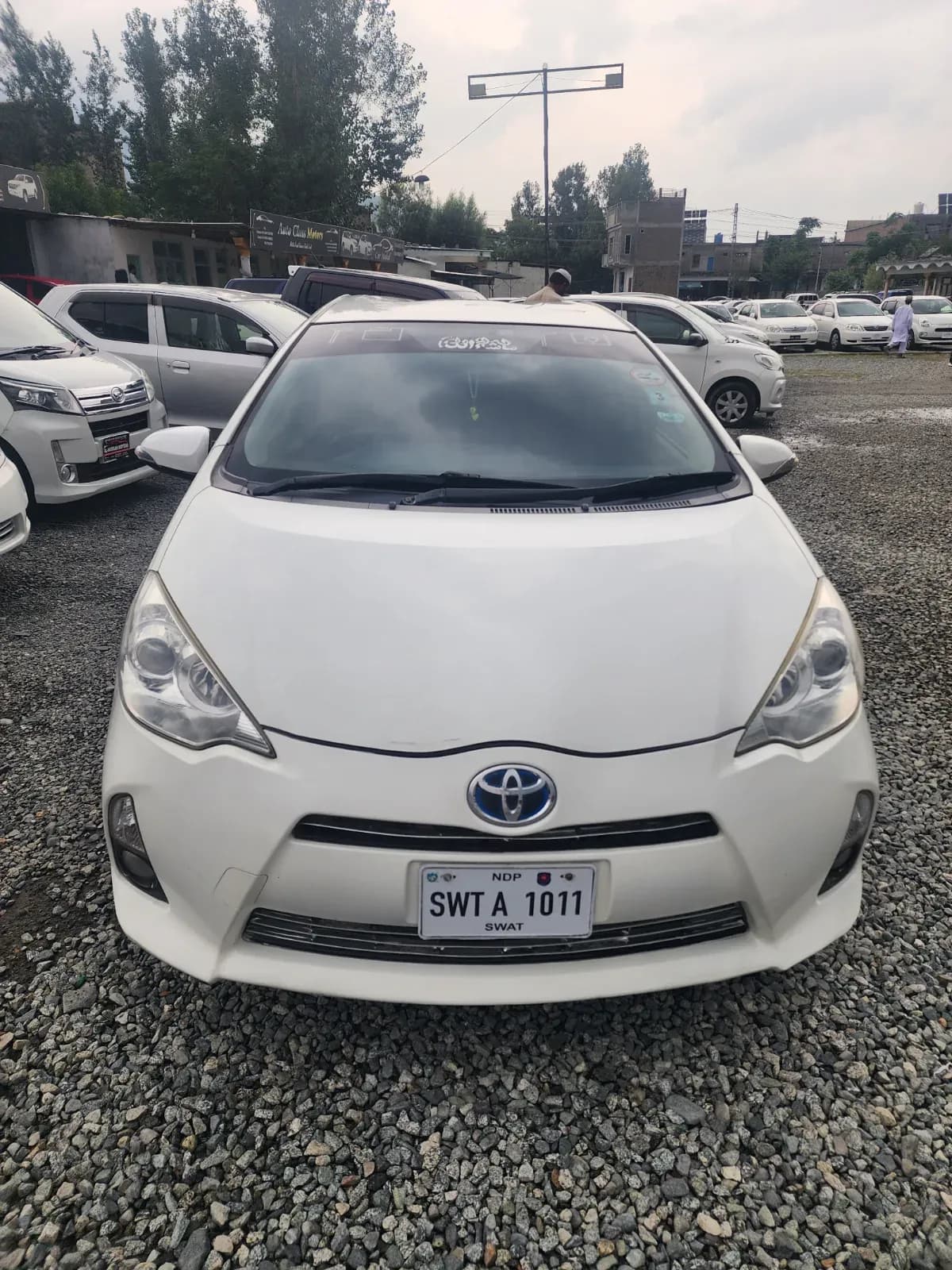 Toyota Aqua 2016 — photo 1