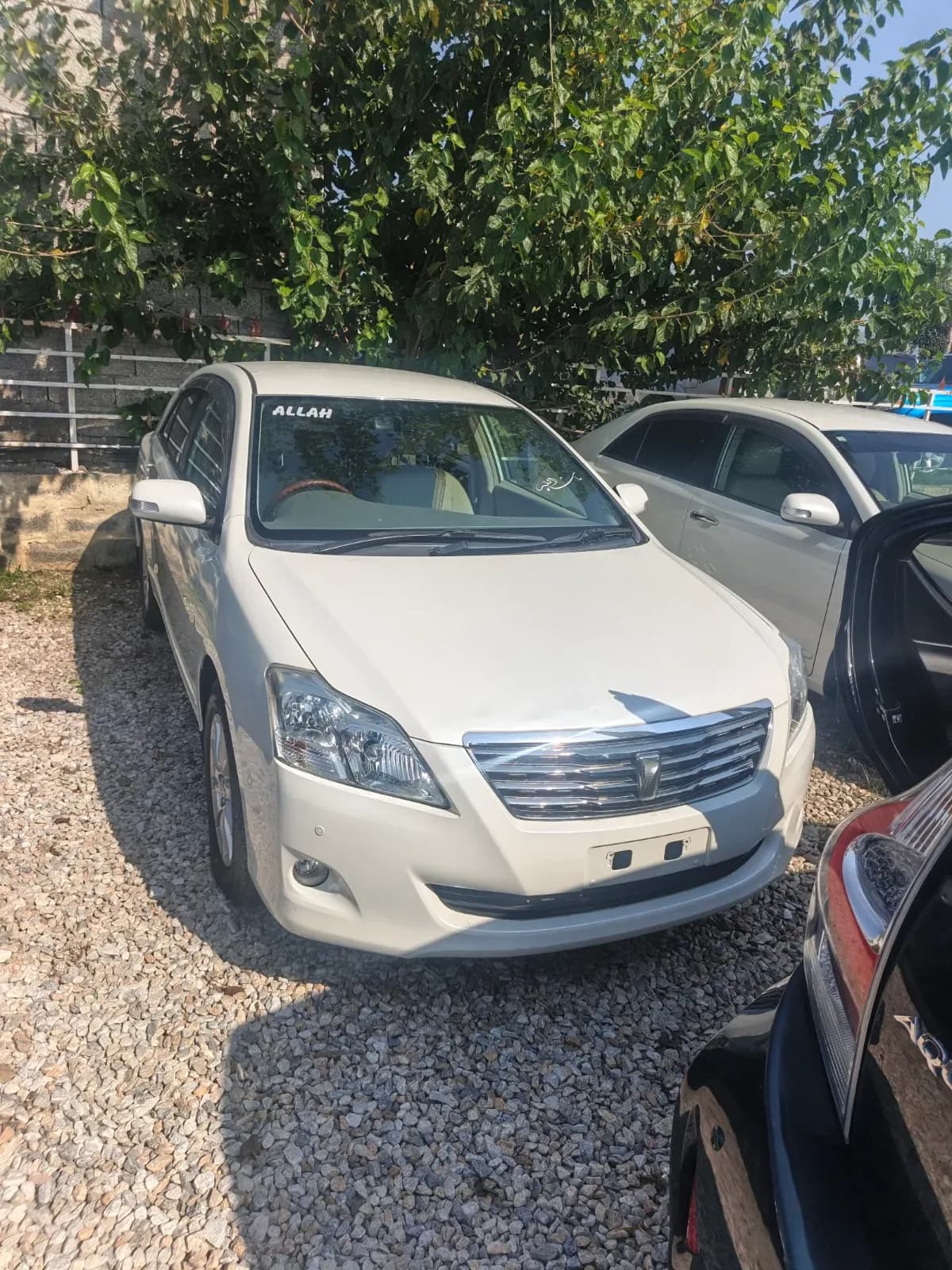 Toyota Premio 2012 — photo 1