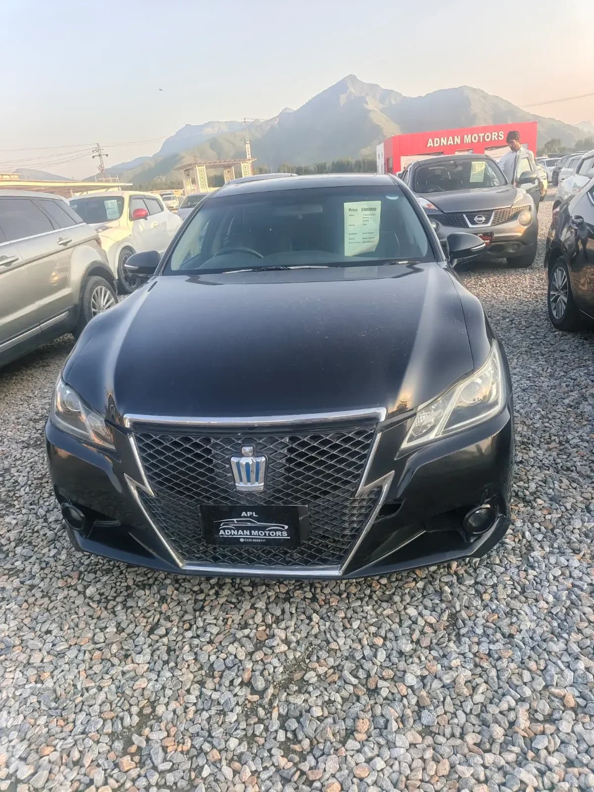 Toyota Crown 2014 — photo 1