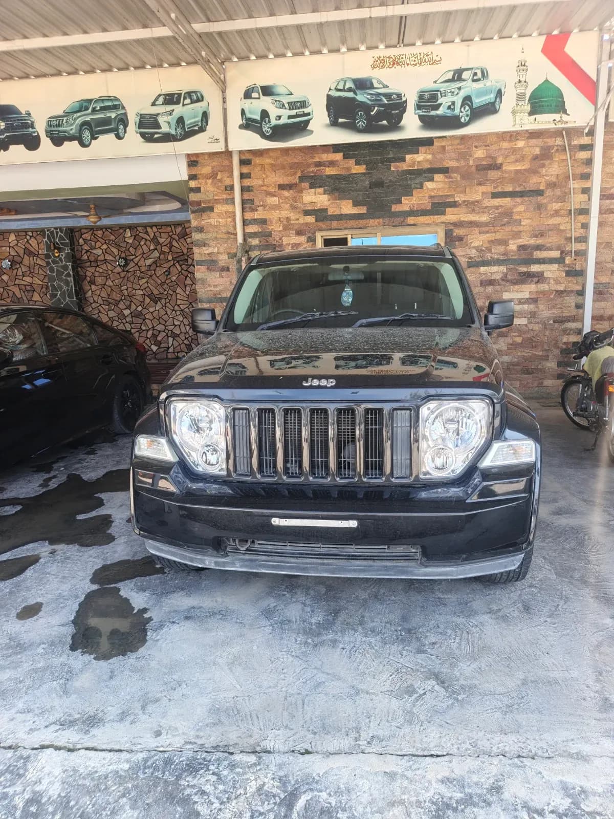 Jeep Cherokee 2011 — photo 1