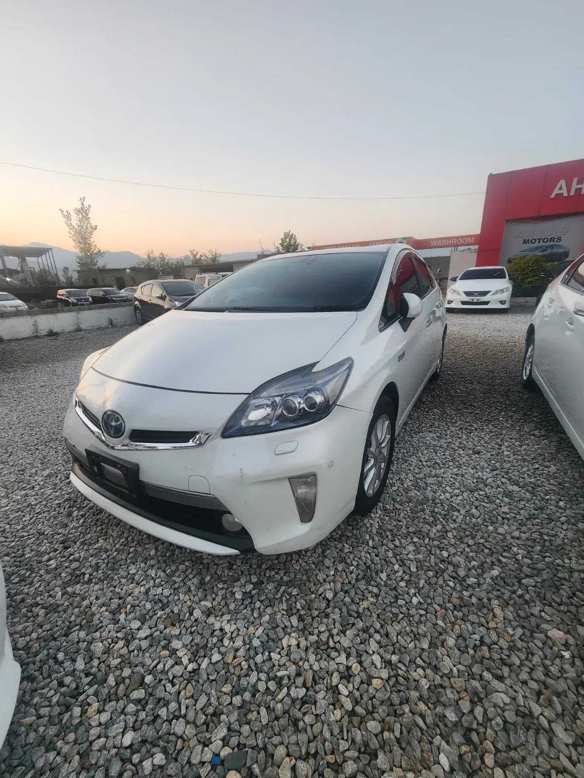 Toyota Prius 2012 — photo 1
