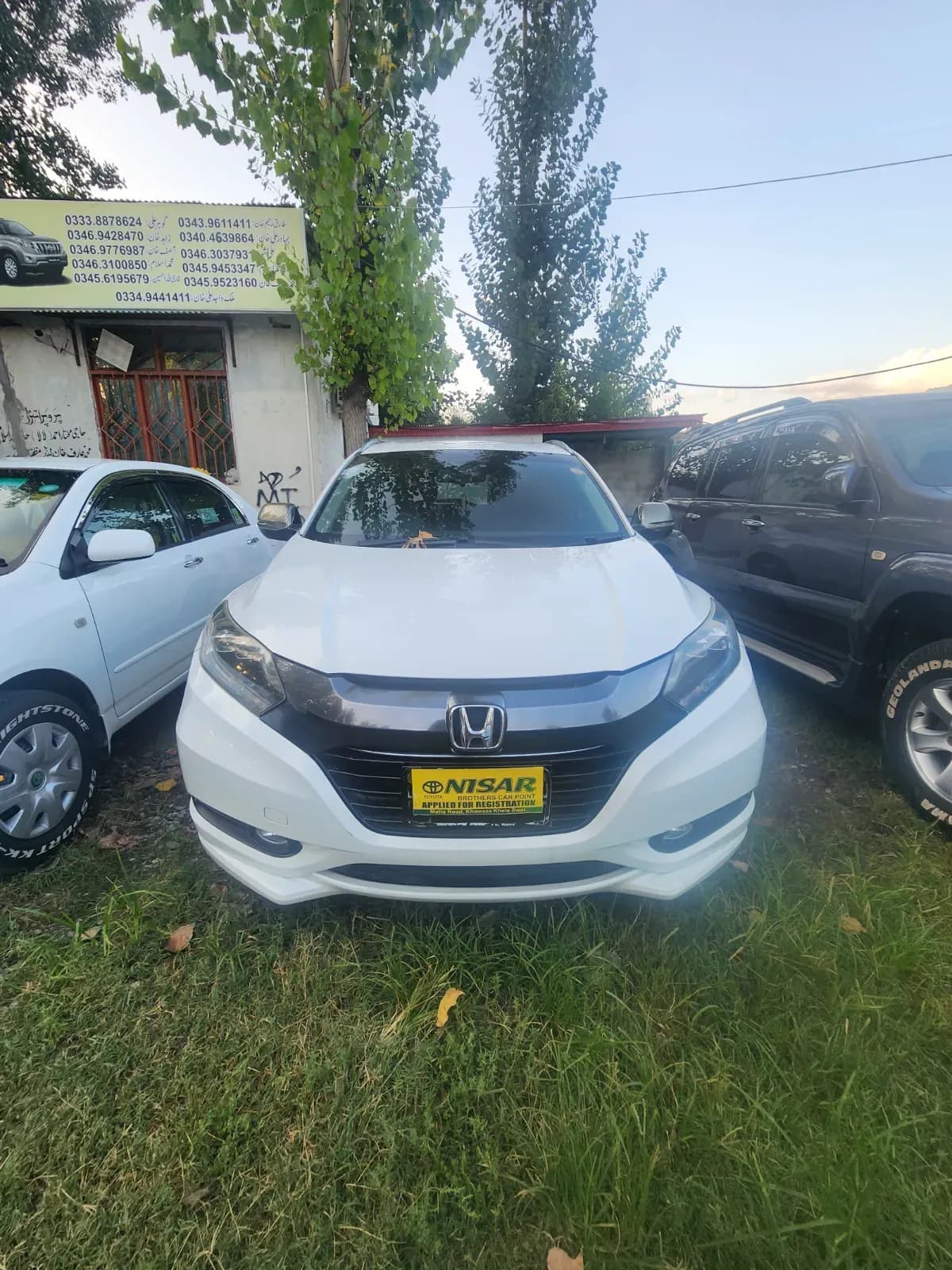 Honda vezel g grade 2015 — photo 1