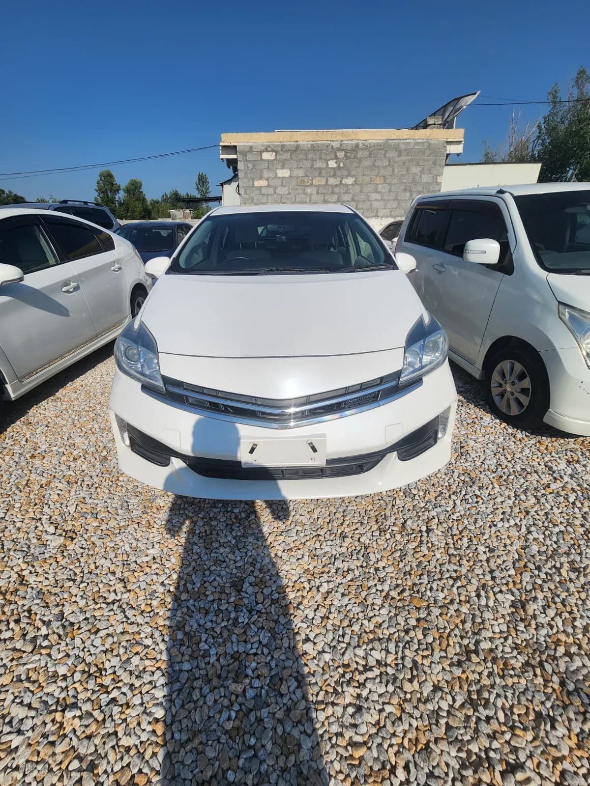 Toyota Prius PHV 2012 — photo 1