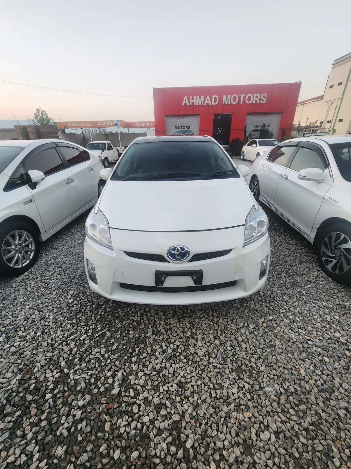 Toyota Prius 2013 — photo 1