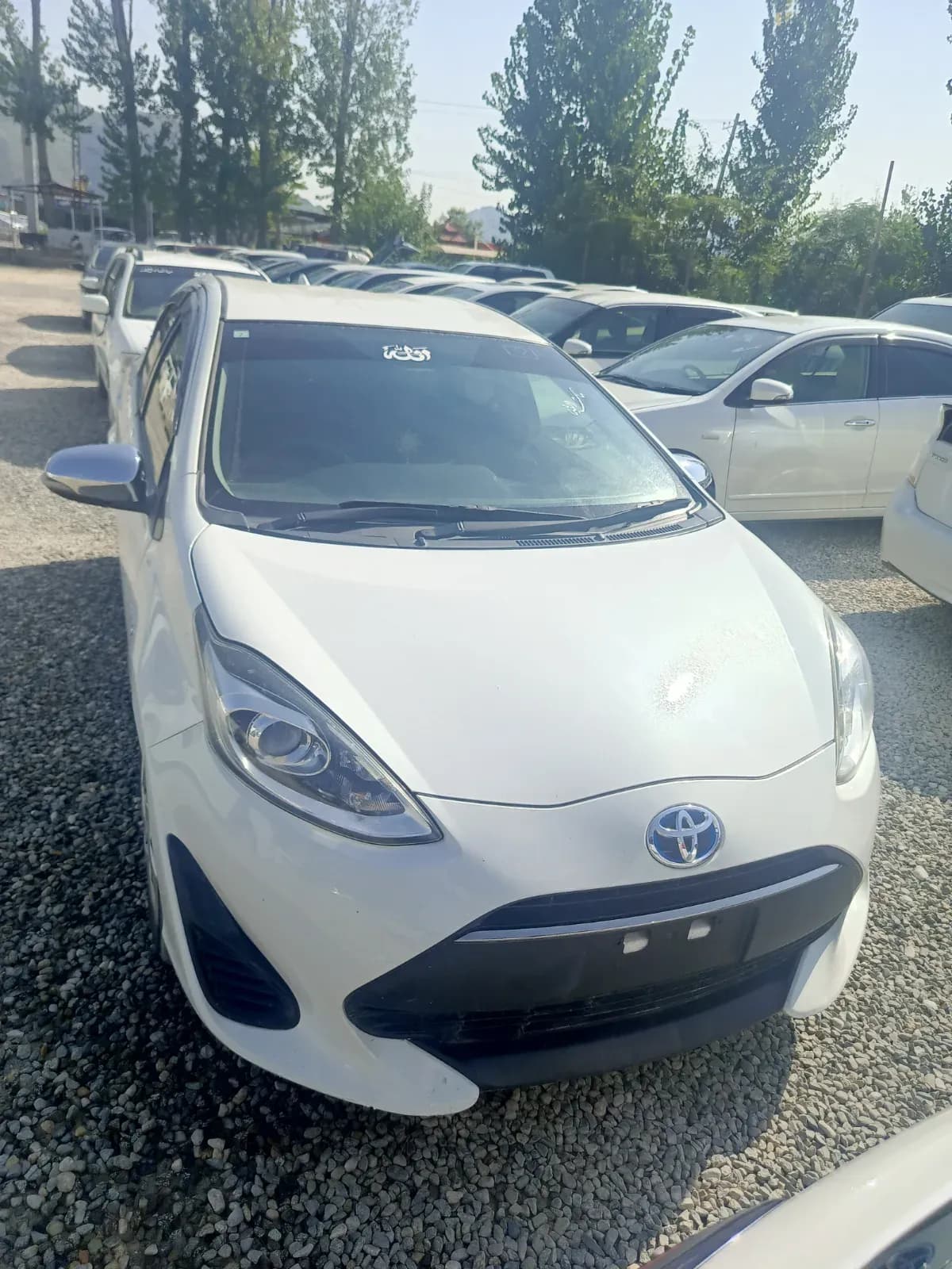 Toyota Aqua 2018 — photo 1