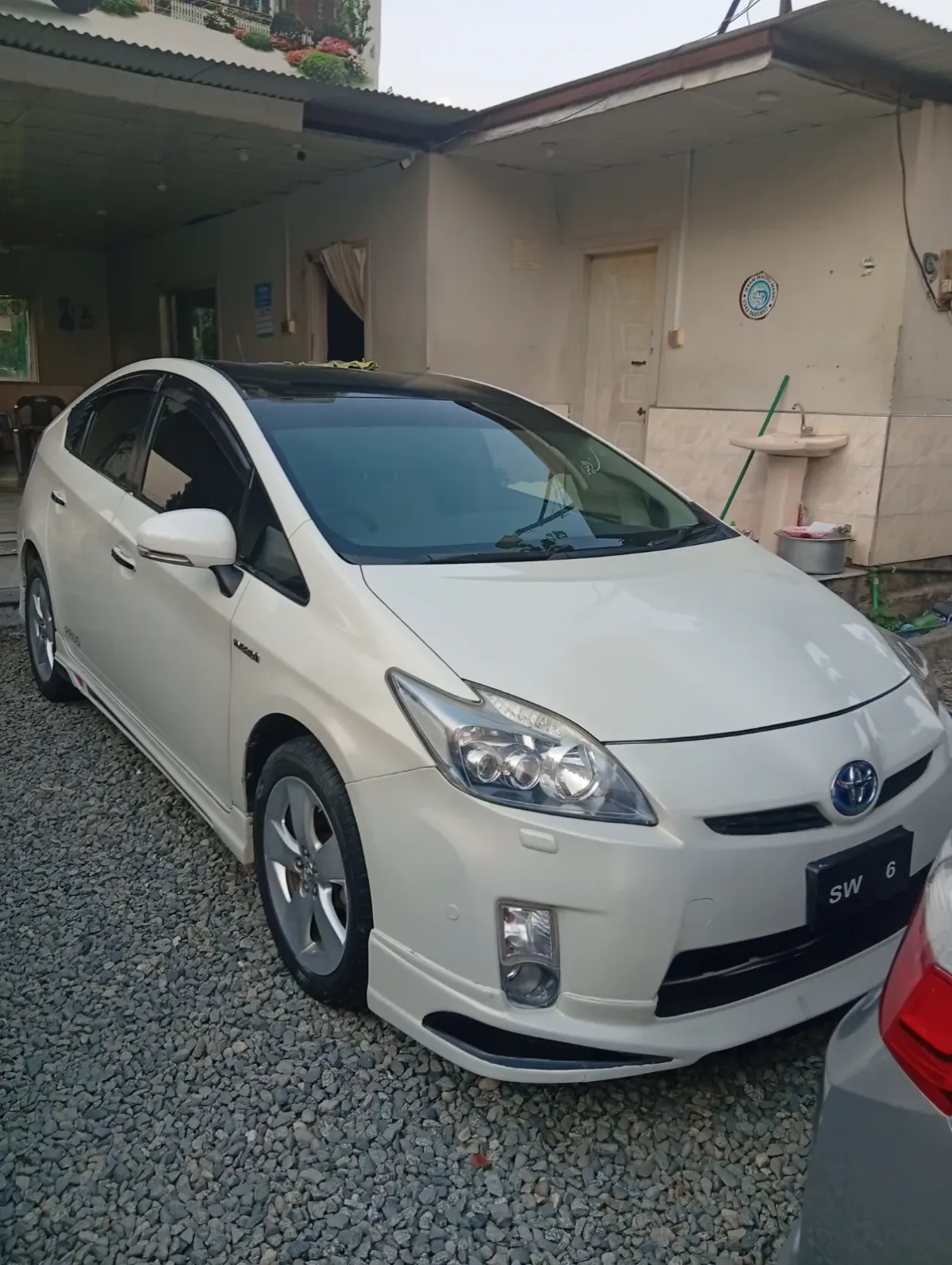 Toyota Prius 2010 — photo 1
